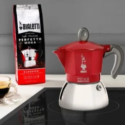 Caffettiera Moka Macchinetta Per Preparare Il Caffè Bialetti Induction Rossa Capacità 2 Tazze 8 Caffettiera Moka Macchinetta Per Preparare Il Caffè Bialetti Induction Rossa Capacità 2 Tazze -Moulinex Negozio 76038293 4