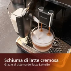 Philips 2200 Series Macchina Da Caffè Automatica - Montalatte LatteGo, 3 Bevande, Display Touch Intuitivo, Nero Lucido (EP2231/40) 7 Philips 2200 Series Macchina Da Caffè Automatica - Montalatte LatteGo, 3 Bevande, Display Touch Intuitivo, Nero Lucido (EP2231/40) -Moulinex Negozio 86327525 4